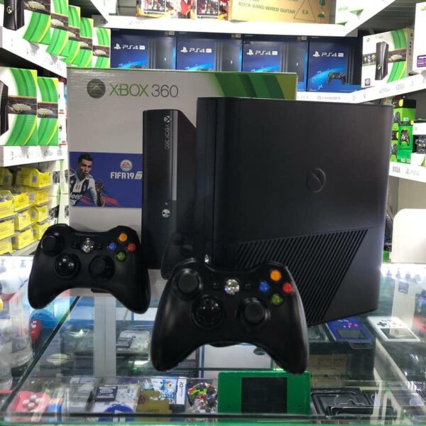 Xbox 360 slim E 5.0 1tb